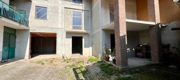 9 rooms House in Giaveno, Italy No. 38108 7