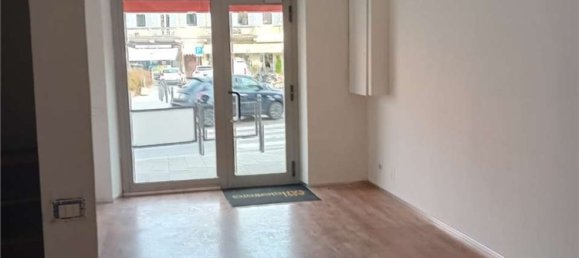 Коммерческая недвижимость 40м² в Сарцана, Италия № 211416 4