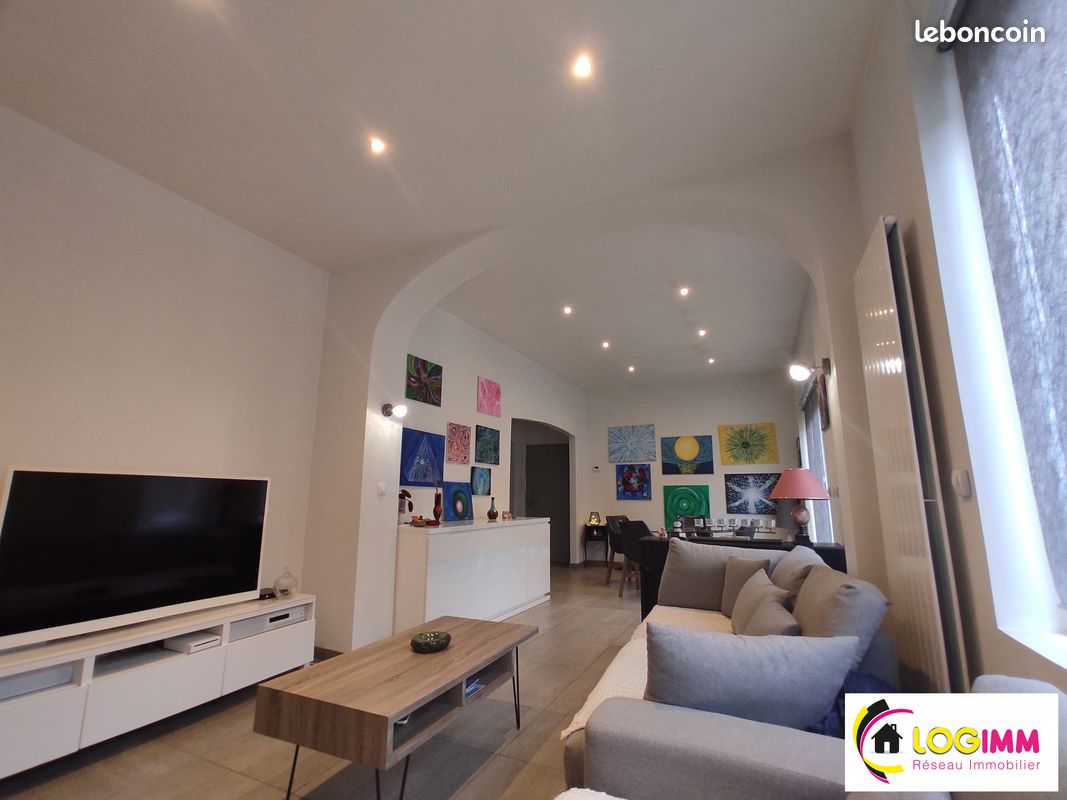 5 غرف نوم منزل في Valenciennes, France رقم 78254