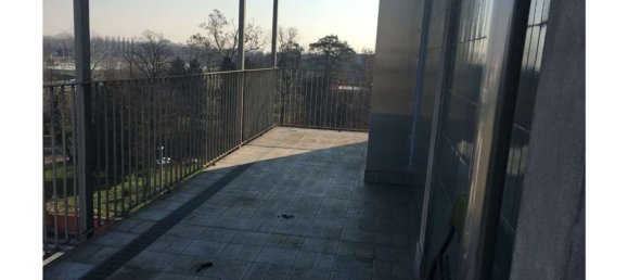 4 Schlafzimmer Wohnung in Rozzano, Italy, Nr. 370137 8