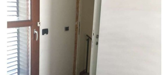 4 Schlafzimmer Wohnung in Rozzano, Italy, Nr. 370137 32