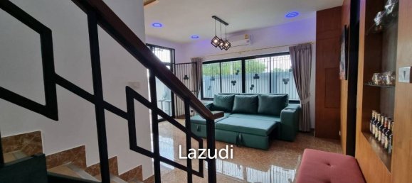 Кафе / ресторан с 2 спальнями в Паттайя, Таиланд № 14512 8