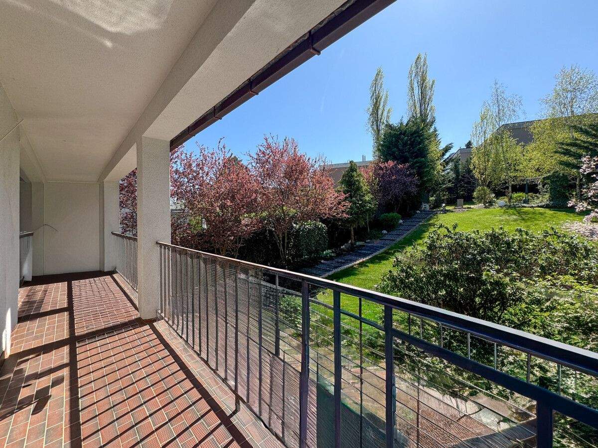 8 rooms House in Dobling, Austria No. 170427