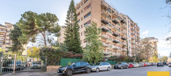 2 chambres Appartement à Palermo, Italy No. 265414 3