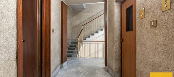 2 chambres Appartement à Palermo, Italy No. 265414 7