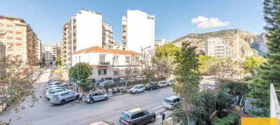 2 chambres Appartement à Palermo, Italy No. 265414 15