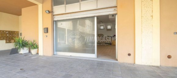 85m² Warehouse in Porto Sant'Elpidio, Italy No. 63711 12