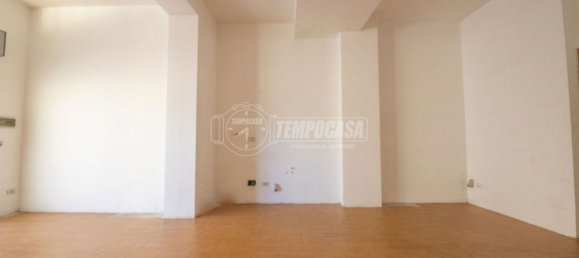 85m² Warehouse in Porto Sant'Elpidio, Italy No. 63711 5