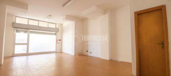 85m² Warehouse in Porto Sant'Elpidio, Italy No. 63711 19