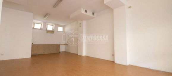 85m² Warehouse in Porto Sant'Elpidio, Italy No. 63711 15