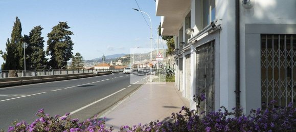 Propiedad comercial de 2 habitaciónes en Santo Stefano al Mare, Italy No. 133853 10