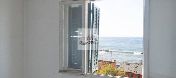 Propiedad comercial de 2 habitaciónes en Santo Stefano al Mare, Italy No. 133853 12