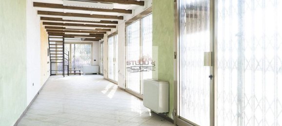 Propiedad comercial de 2 habitaciónes en Santo Stefano al Mare, Italy No. 133853 3