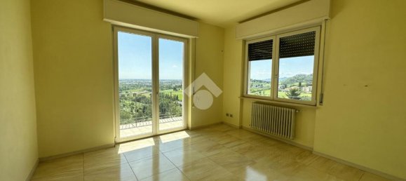 2 chambres Appartement à Scanzorosciate, Italy No. 263345 4