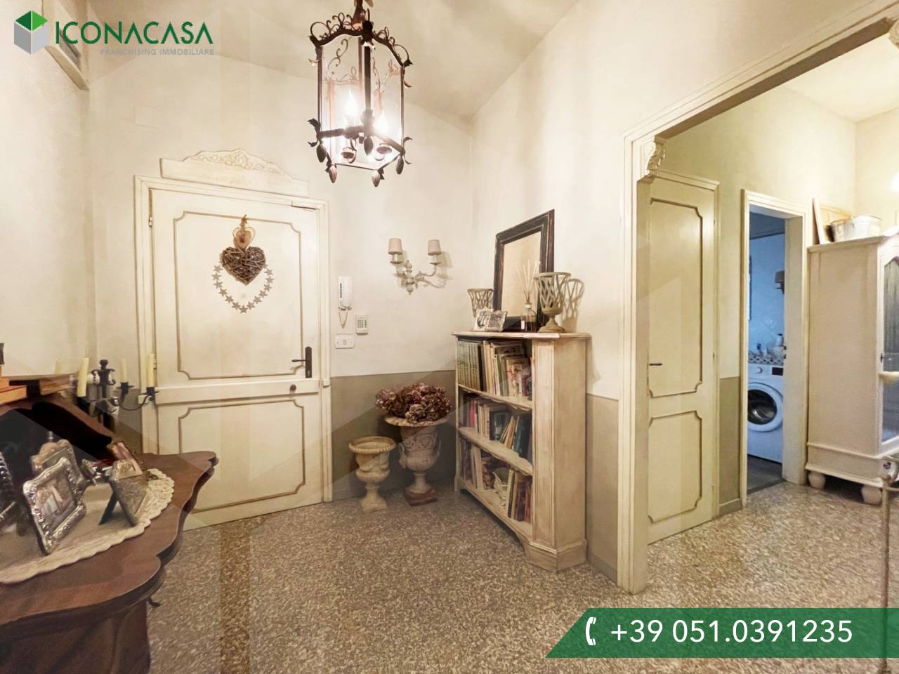 Apartamento de 5 habitaciónes en Casalecchio di Reno, Italy No. 33583