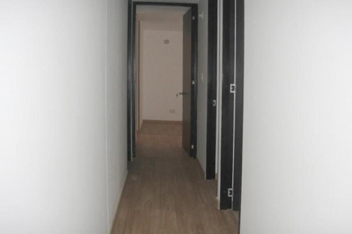 Дом с 3 спальнями в Богота, Колумбия № 13396