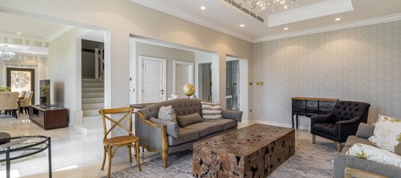 4 bedrooms Villa in Palm Jumeirah, UAE No. 19454 19