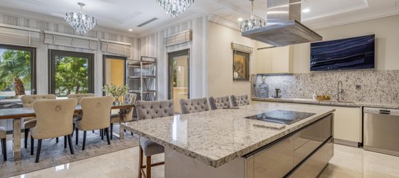 4 bedrooms Villa in Palm Jumeirah, UAE No. 19454 10