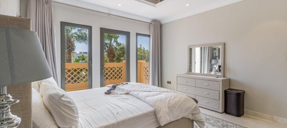 4 bedrooms Villa in Palm Jumeirah, UAE No. 19454 4
