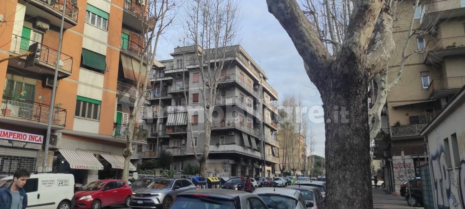 3 Schlafzimmer Wohnung in Rome, Italy, Nr. 8828