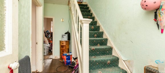 3 bedrooms House in Bristol, United Kingdom No. 2728 2