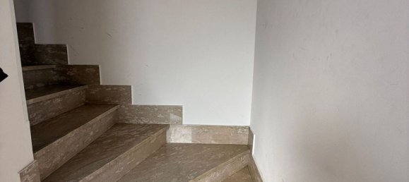 Villa de 3 dormitorios en Cisterna di Latina, Italy No. 338912 8