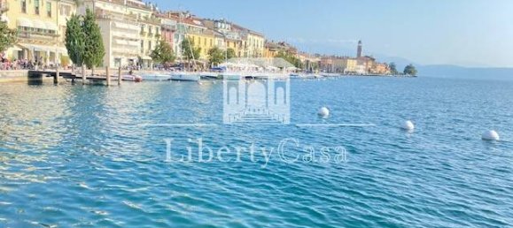 2 bedrooms Apartment in Salò, Italy No. 379416 4