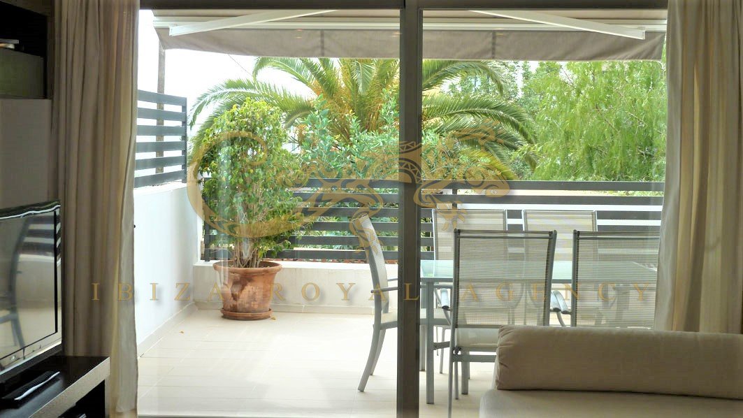 3 bedrooms Apartment in Talamanca, Spain No. 896