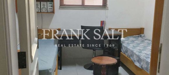 2 chambres Appartement à Saint Paul's Bay, Malta No. 8408 5