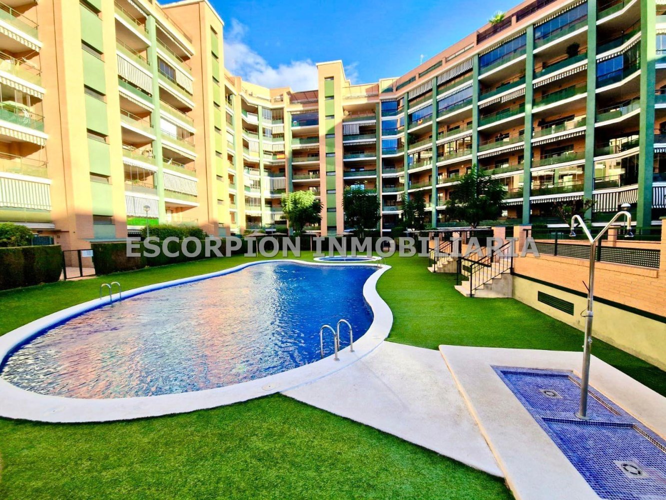 Квартира с 3 спальнями в Патерна, Испания № 269059