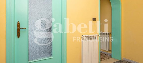 4 rooms Apartment in Marano di Napoli, Italy No. 42060 26