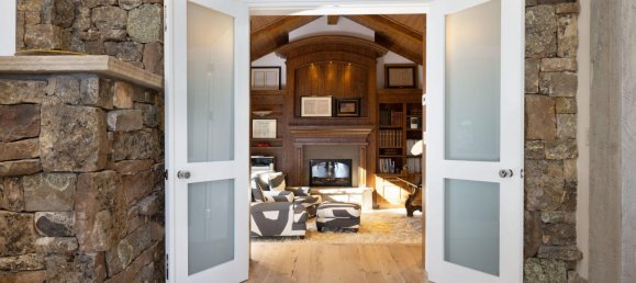 7 bedrooms Commercial property in Avon, USA No. 560268 23