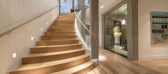 7 bedrooms Commercial property in Avon, USA No. 560268 13