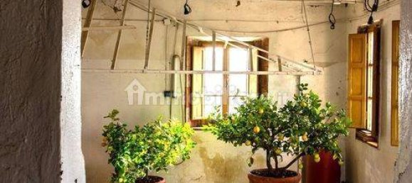 4 bedrooms Villa in Perugia, Italy No. 58924 13