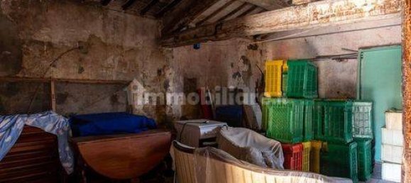 4 bedrooms Villa in Perugia, Italy No. 58924 11