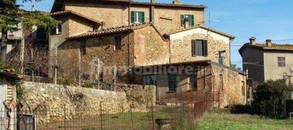 4 bedrooms Villa in Perugia, Italy No. 58924 18