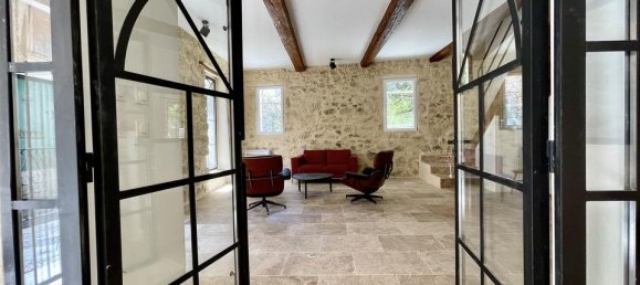 3 bedrooms House in Occitanie, France No. 309055 2