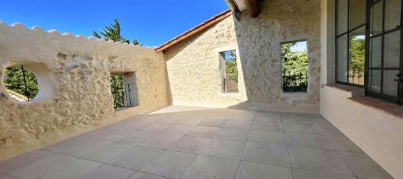 3 bedrooms House in Occitanie, France No. 309055 4