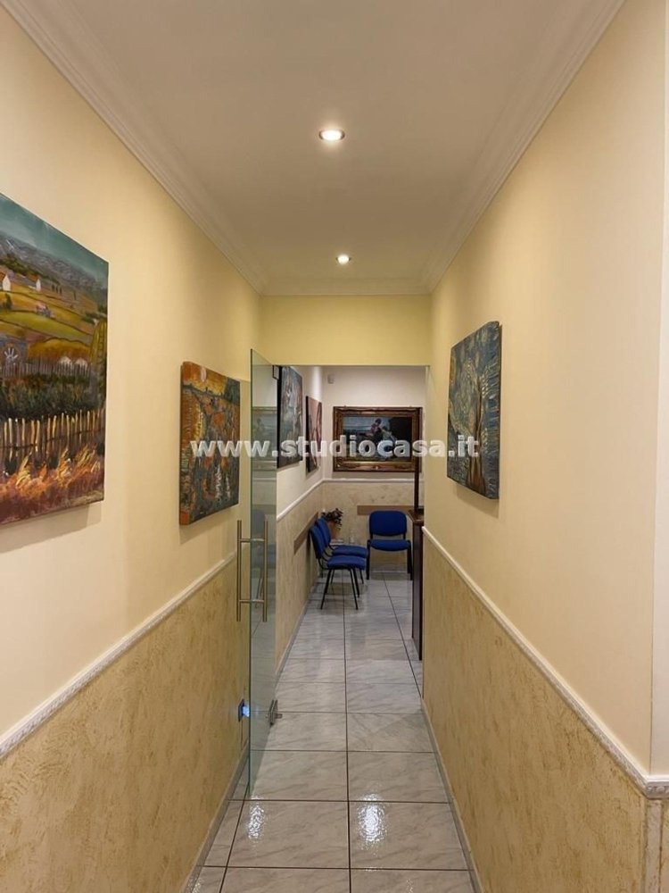 4 rooms Apartment in Crotone, Italy No. 197558