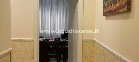4 rooms Apartment in Crotone, Italy No. 197558 4