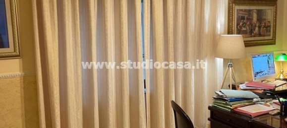 4 rooms Apartment in Crotone, Italy No. 197558 2