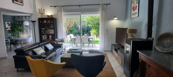 Apartamento de 4 habitaciónes en Saint-Raphael, France No. 329035 9