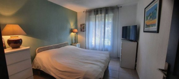 Apartamento de 4 habitaciónes en Saint-Raphael, France No. 329035 5