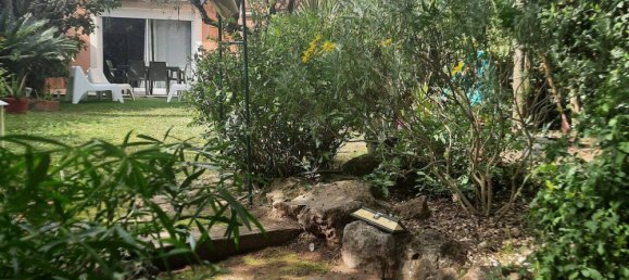 Apartamento de 4 habitaciónes en Saint-Raphael, France No. 329035 14