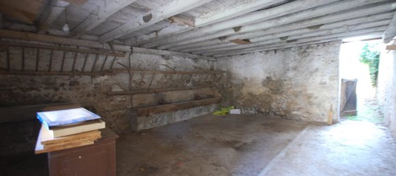 1 bedroom House in Saint-Laurent-Nouan, France No. 77334 3