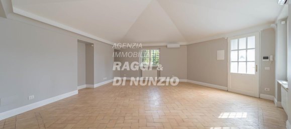 2-salle Appartement à Grottaferrata, Italy No. 2062 19