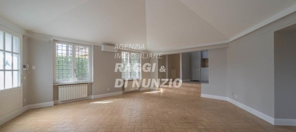 2-salle Appartement à Grottaferrata, Italy No. 2062 11