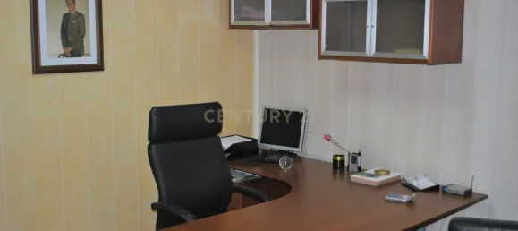 Gewerbliche Immobilie in San Cristobal de La Laguna, Spain 285m², Nr. 66078 4