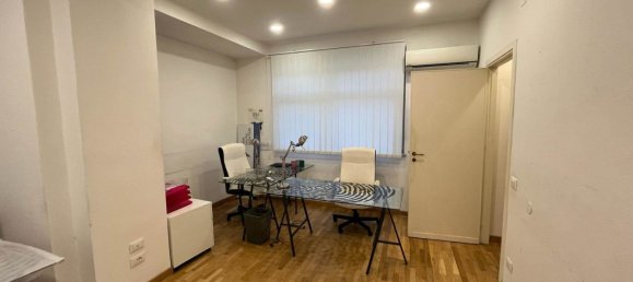 Escritório em Palermo, Italy 50 m² N.º 327664 3