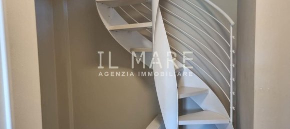 5-Zimmer Haus in Massa, Italy, Nr. 303825 16